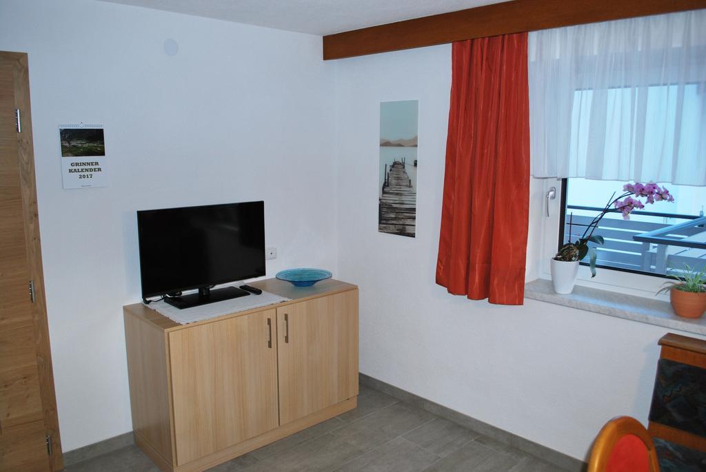 Ferienwohnung Nuener Grins Luaran gambar
